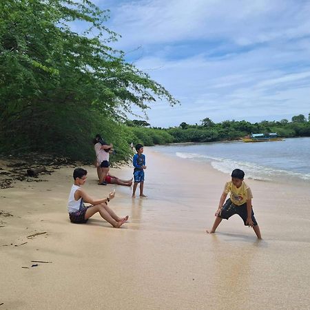 Calatagan'S Bahay Kubo - With Beach Access Batangas Exteriér fotografie